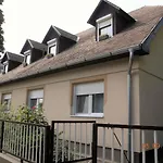 In - Balaton 18182 Daire