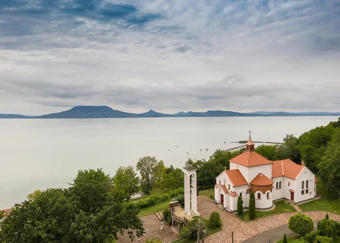 In - Balaton 18182 Apartament *
